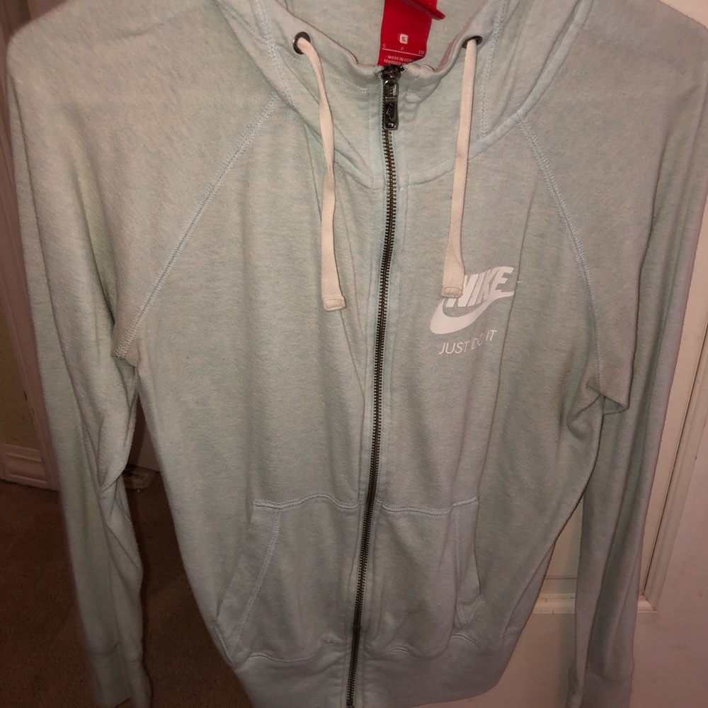 Nike lightweight hoodie